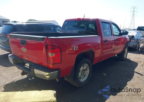 2010 Chevrolet Silverado 1500 Lt from USA, damaged, VIN 3GCRKSE32AG229387
